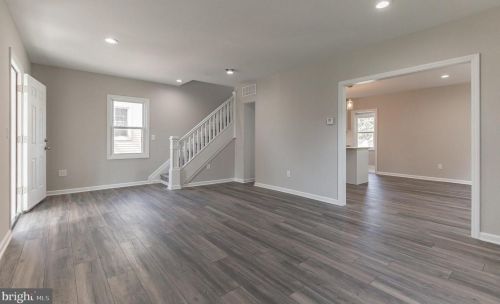 319 Marne Ave, Tavistock NJ 08033-1444 exterior