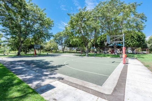 30 Van Buren, Irvine CA 92620-3796 exterior