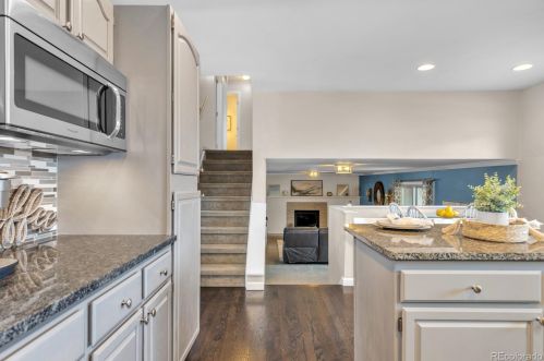 2572 Pagosa Way, Aurora CO 80011-4930 exterior