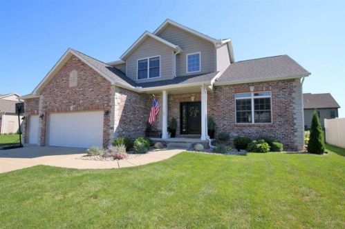 200 Pocono Ave, Mayfair, IL 61550-2370