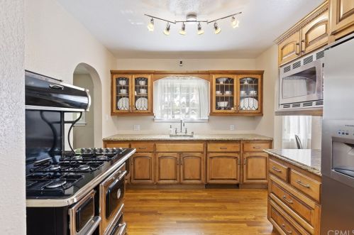 6410 Palm Ave, Riverside CA  92506-2313 exterior