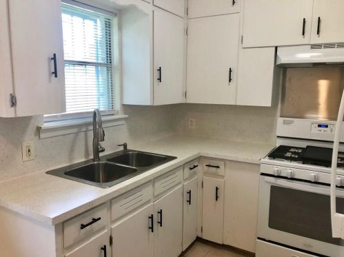 5817 Cameron Rd, Austin TX  78723-1840 exterior