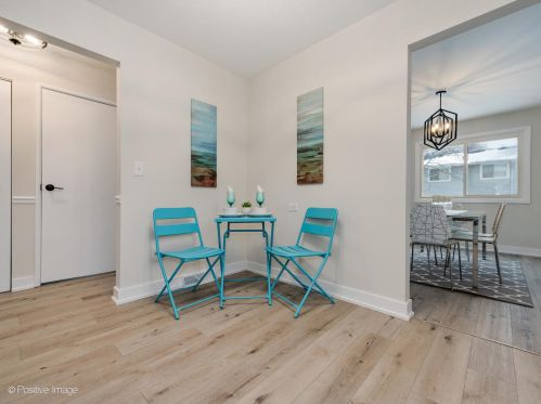 201 Monroe Rd, Lemont IL  60440-2022 exterior