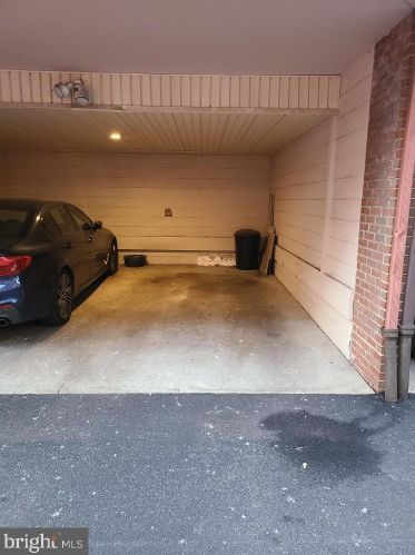 2043 Arch St, Philadelphia PA  19103-1474 exterior
