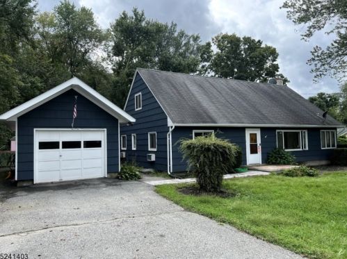 96 Newton Sparta Rd, Fredon, NJ 07860-2744
