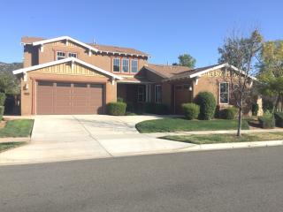 3041 Burnet Dr, Escondido CA  92027-5262 exterior