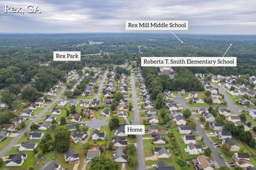 5892 Grn Mdw Way, Rex GA 30273-1163 exterior