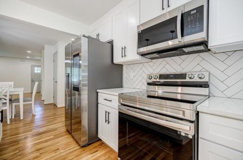 3192 Candace Dr, Atlanta GA  30316-4932 exterior