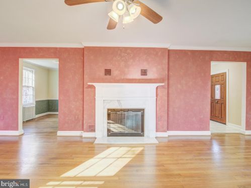 12500 Meadowood Dr, Silver Spring MD 20904-2928 exterior