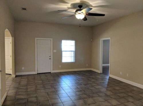 1704 Gainsborough Way, Fort Worth TX  76134-5538 exterior