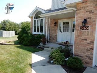 24651 Howard Ct, Minooka, IL 60410-8662