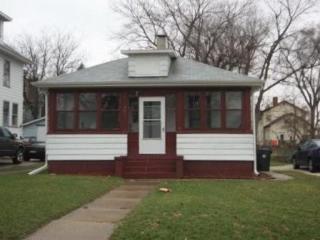 907 4 St, Pekin IL  61554-2807 exterior