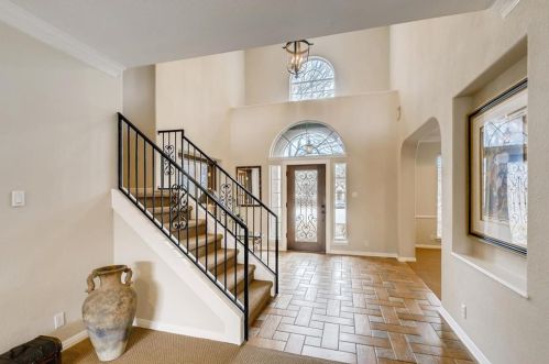 9904 Charthouse Cv, Austin TX  78730-3566 exterior