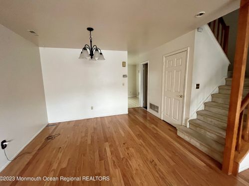 21 Alameda Ct, Tinton Falls NJ  07724-2532 exterior