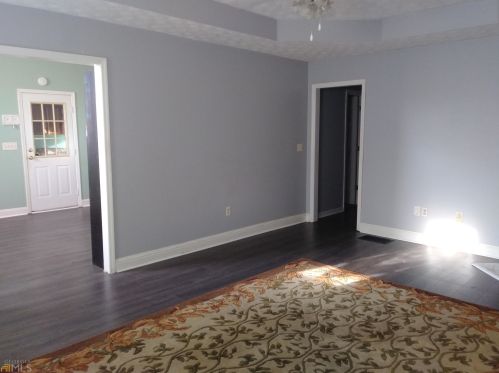 470 Hammond Rd, Statham, GA 30666-2422