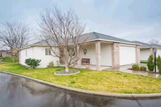 107 Innisbrook Ln, Pasco, WA 99301-6117