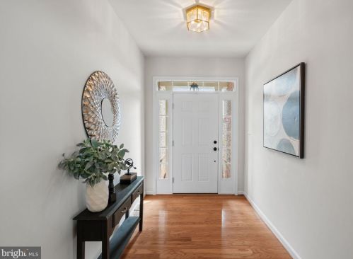 13065 Triple Crown Loop, Gainesville, VA 20155-6646
