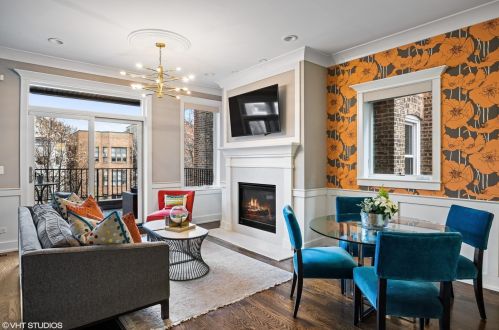 3336 Kenmore Ave, Chicago, IL 60657-2217