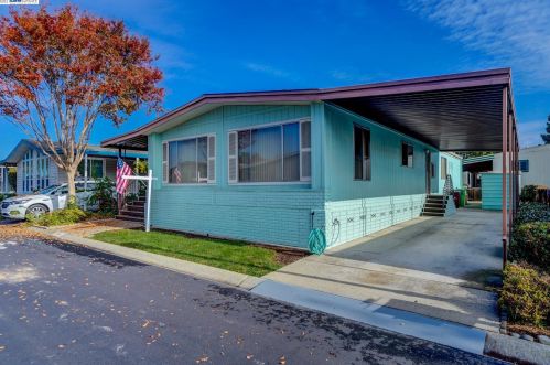 29436 Middleborough Way, Hayward, CA 94544-6437