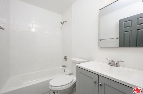 234 Pageant St, Anaheim CA  92807-2803 exterior