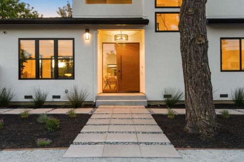 409 Carmelita Dr, Mountain View, CA 94040-3211