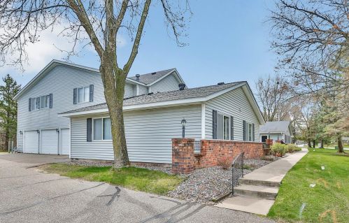 6000 Fernwood St, Saint Paul MN  55126-8464 exterior