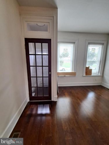 613 Front St, Camden NJ  08102-2129 exterior