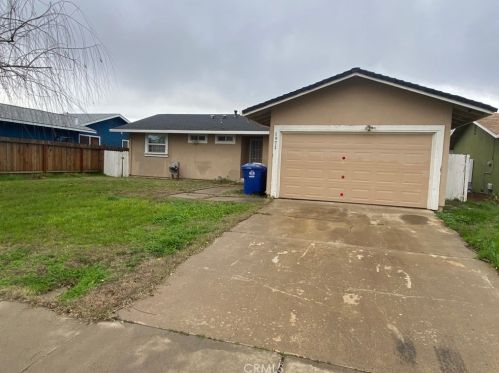 1971 Madera Ave, Dos Palos, CA 93620-2907