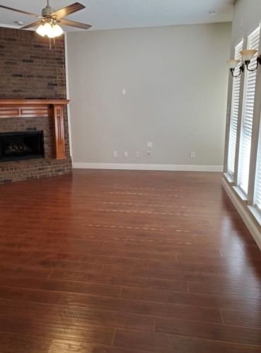 2901 Creek Valley Dr, Garland TX  75040-2889 exterior