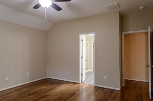 19 Wild Orchid Ct, Conroe TX  77385-3558 exterior