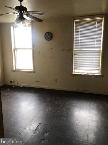 1814 22nd St, Philadelphia PA 19140-4703 exterior