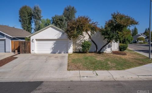 915 Moran Ct, Lake Nacimiento, CA 93446-3477