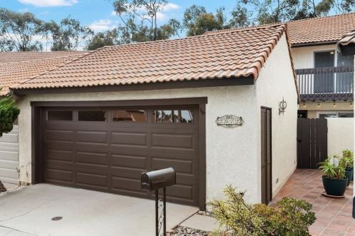 2072 Avenue Of The Trees, Carlsbad, CA 92008-1104