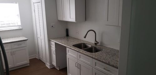 5047 Wood Loop, Conroe TX  77306-5883 exterior