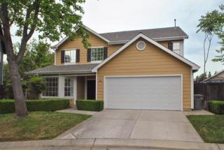 1005 Monticello Cir, Fresno, CA 93720-1883
