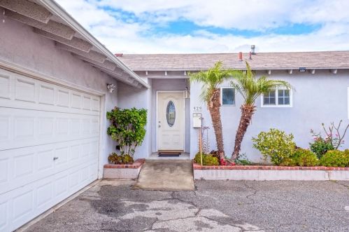 929 Renwick Rd, Glendora, CA 91740-5837