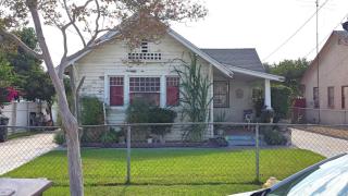838 E St, Colton, CA 92324-2607