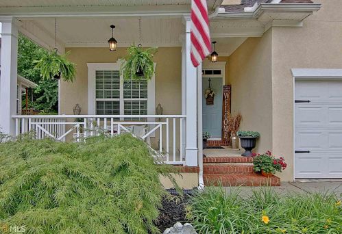 41 Fenway Ct, Newnan, GA 30265-5536