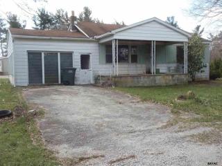 3190 Staunton Ave, York, PA 17315-3860