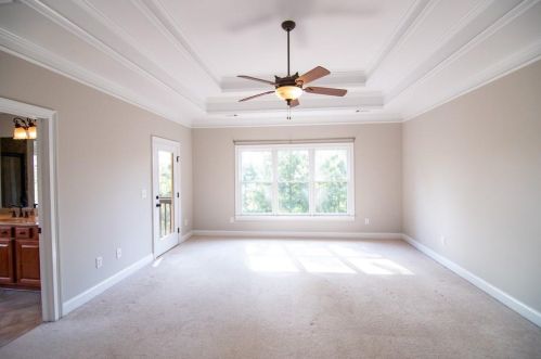 5170 Halcyon Dr, Atlanta GA  30349-1594 exterior