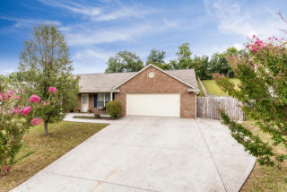 144 Cottonwood Meadow Rd, Powell, TN 37849-5470