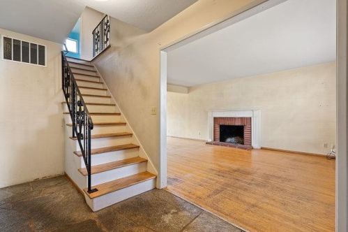 791 Midvale Ln, San Jose, CA 95136-1520