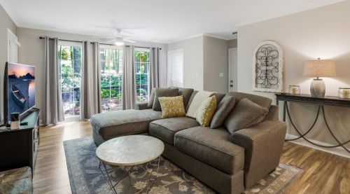 1605 Country Park Dr, Smyrna GA  30080-8264 exterior