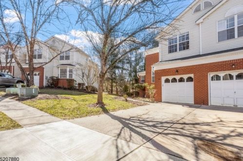 22 Grant Way, Princeton, NJ 08540-1600