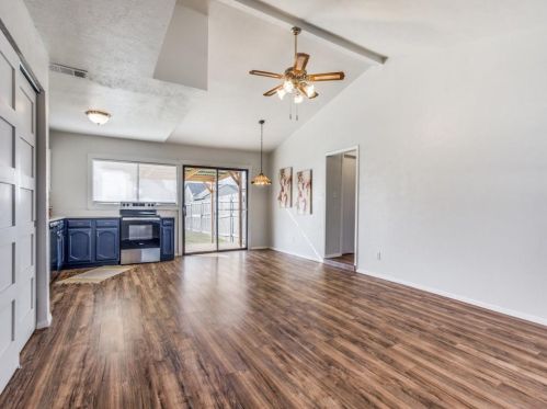 1613 Chablis St, Garland TX 75040-4633 exterior