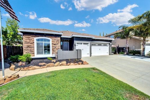 524 Santa Teresa Ct, Vacaville, CA 95688-8757