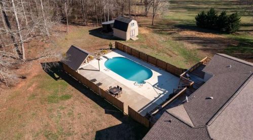 2973 Jefferson Riv Rd, Jefferson GA  30549-4323 exterior
