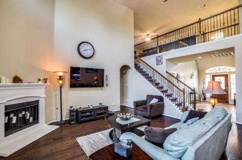 2402 Winter Trl Dr, Conroe TX  77304-2160 exterior