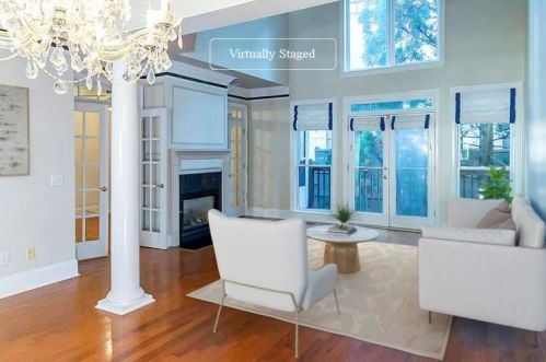 1011 Heatherbrook Ln, Atlanta, GA 30324-2980