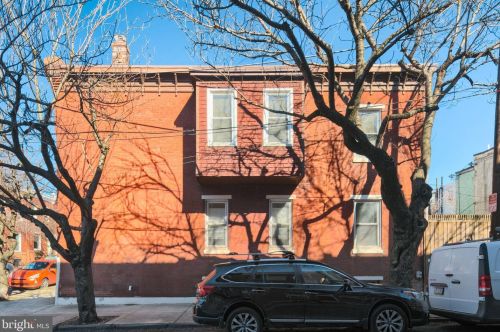 867 30 St, Philadelphia PA 19121-3604 exterior